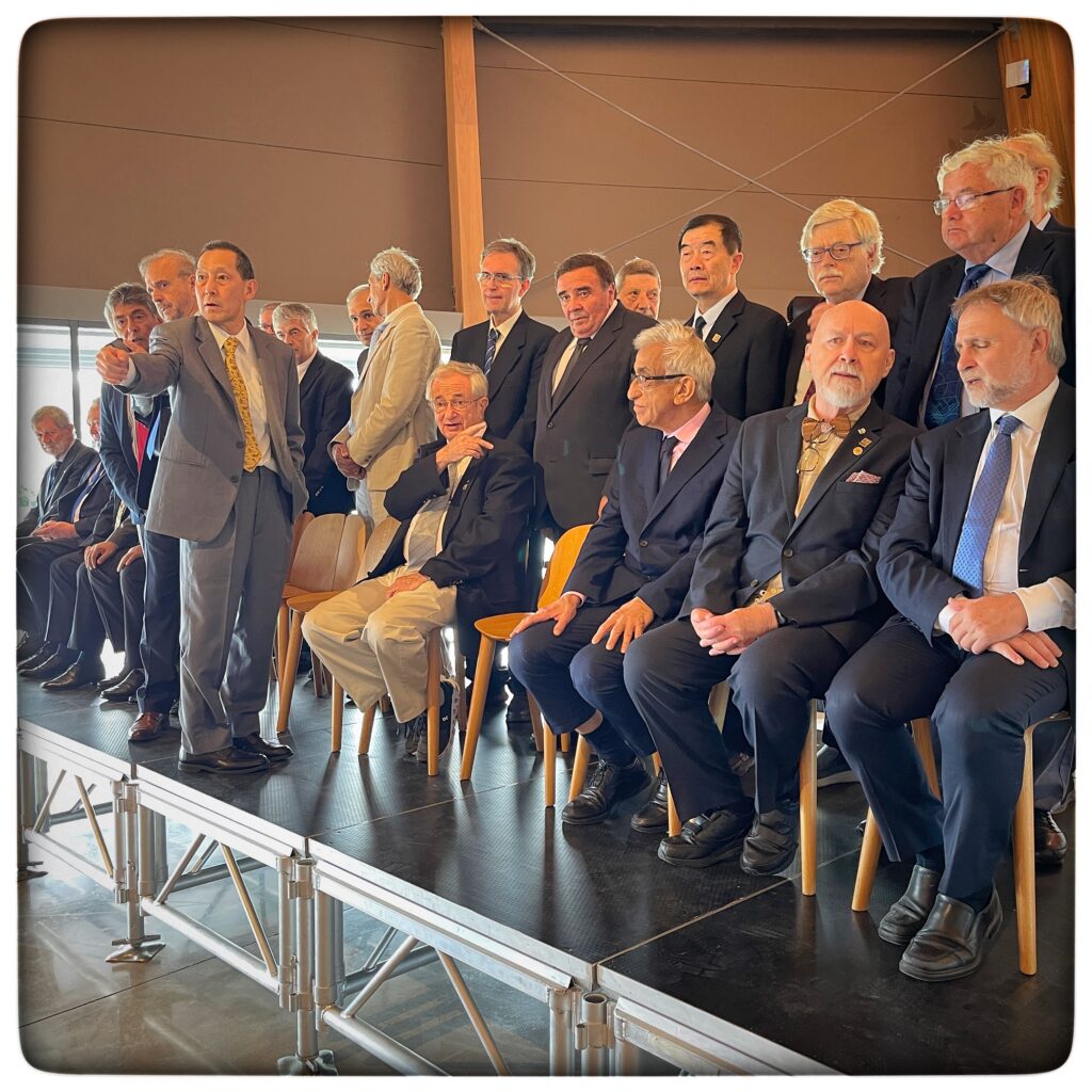 UY25 CV Comisionados y Jurado_007