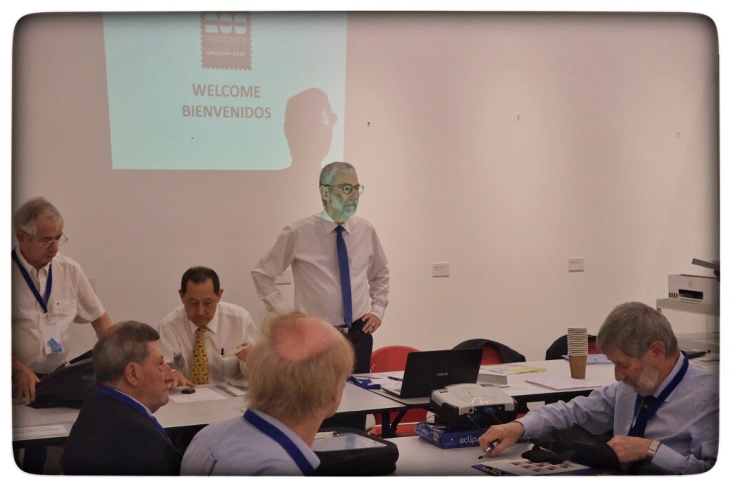 UY25 CV Comisionados y Jurado_008