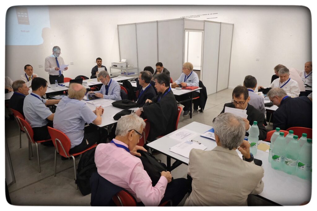 UY25 CV Comisionados y Jurado_013