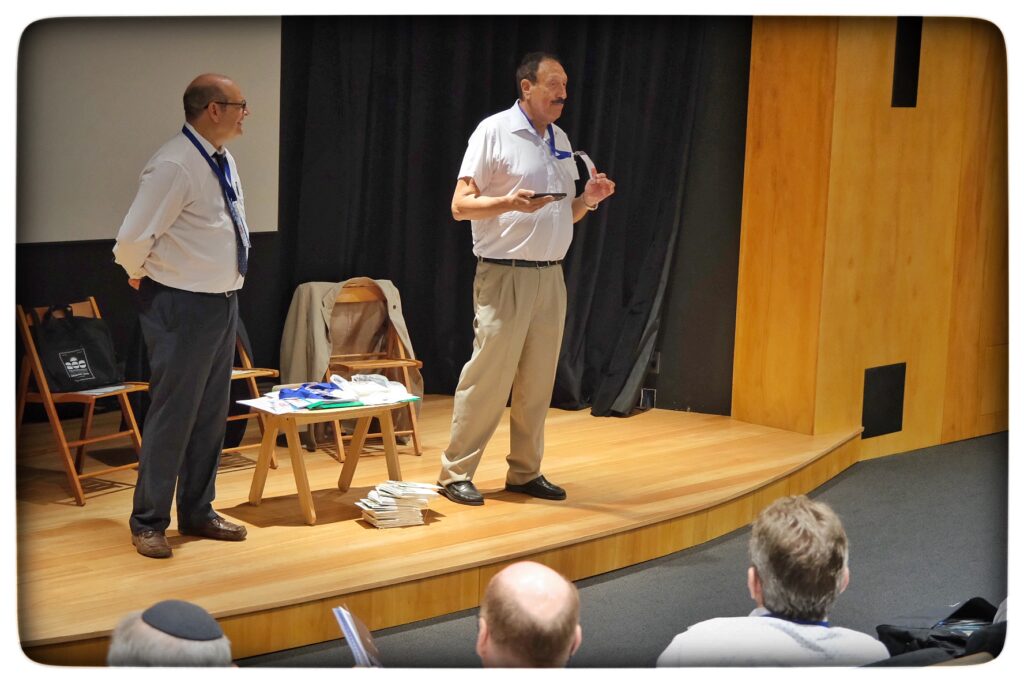 UY25 CV Comisionados y Jurado_014