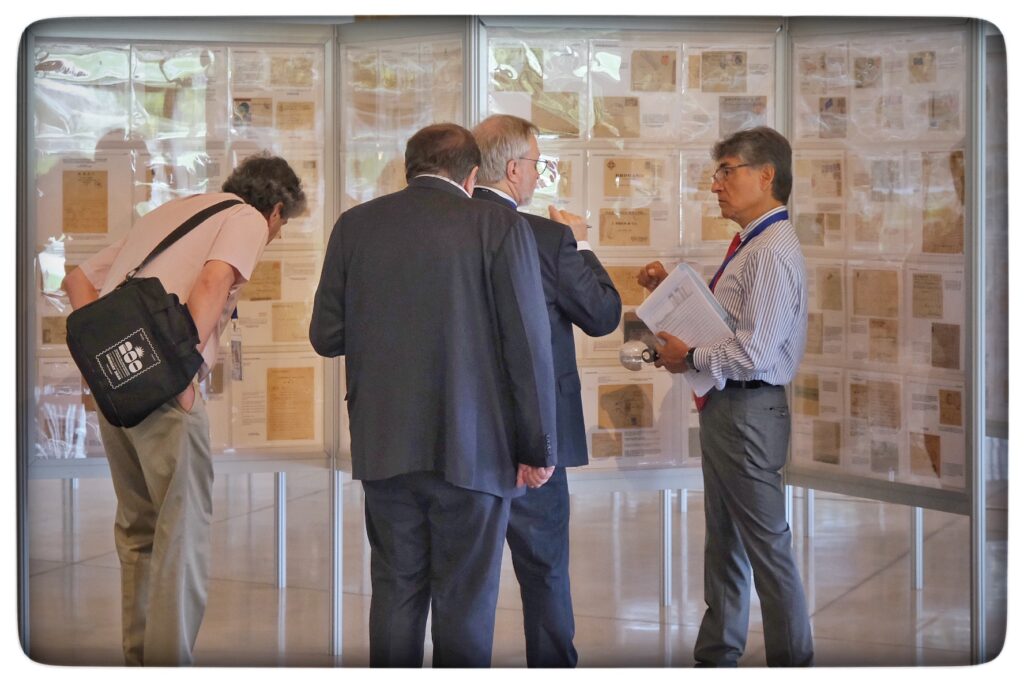 UY25 CV Comisionados y Jurado_018