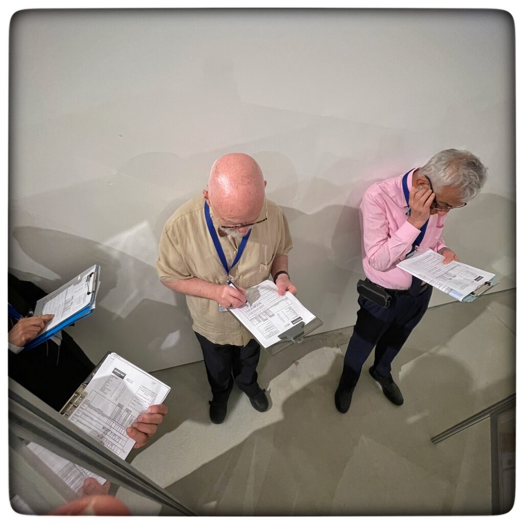 UY25 CV Comisionados y Jurado_034