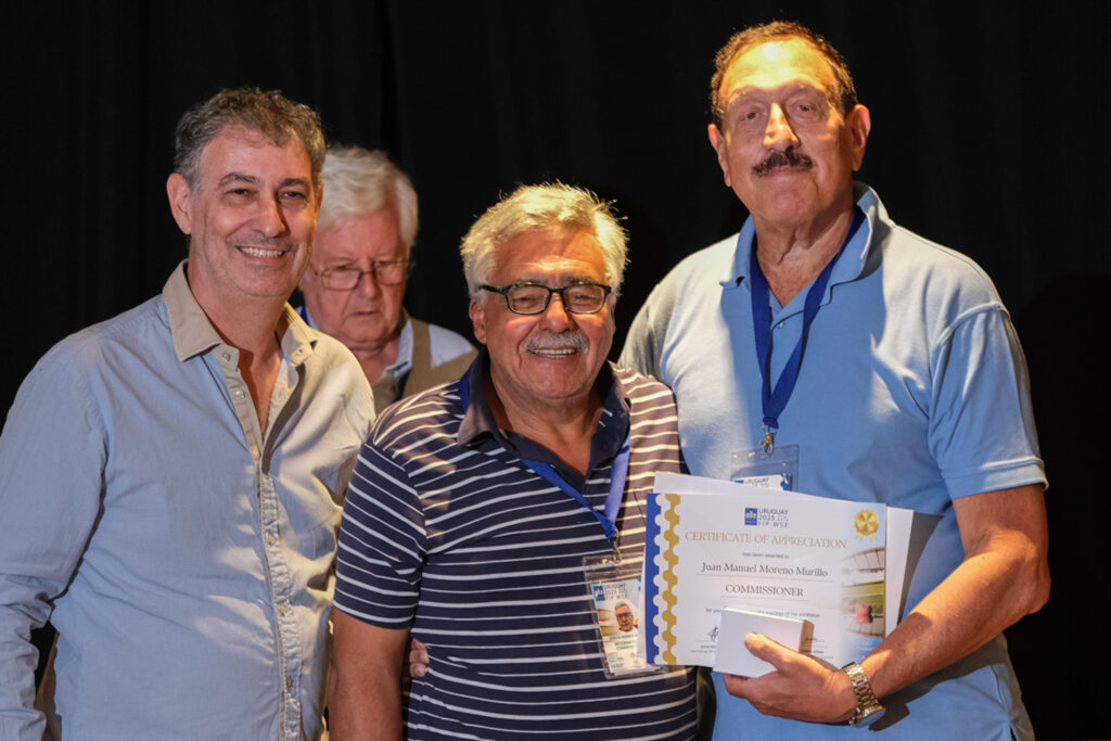 UY25 CV Comisionados y Jurado_039