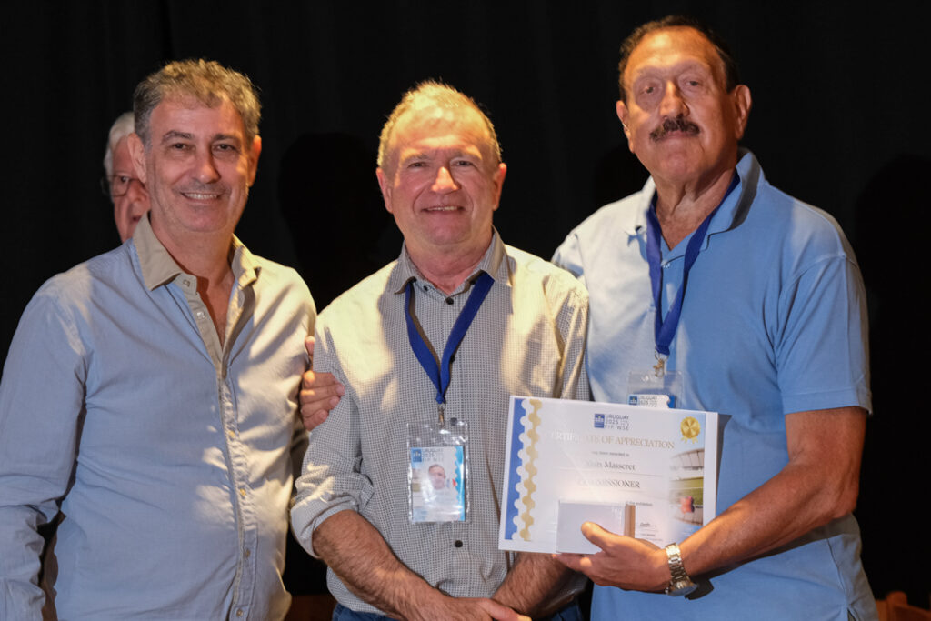 UY25 CV Comisionados y Jurado_040