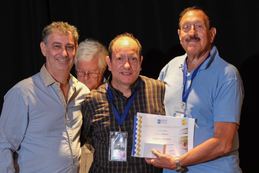UY25 CV Comisionados y Jurado_041
