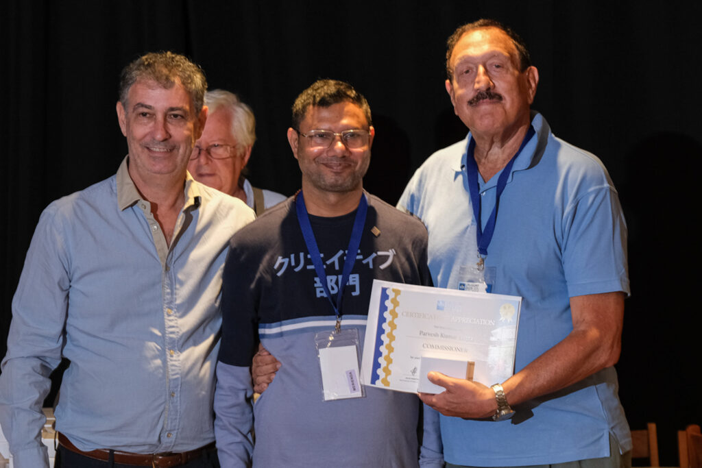 UY25 CV Comisionados y Jurado_043