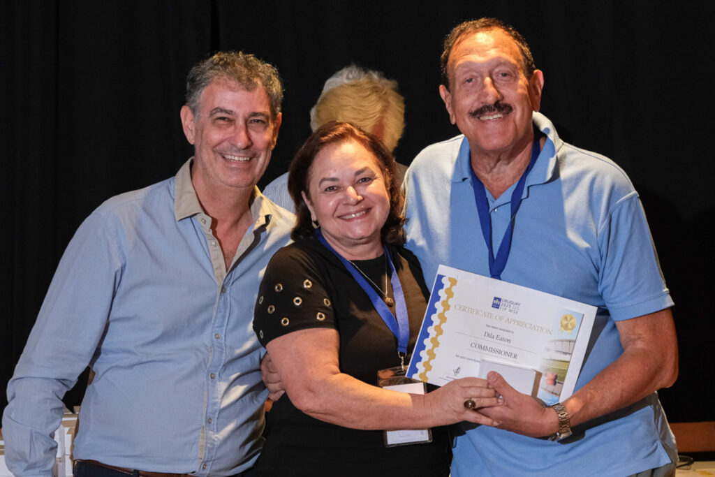 UY25 CV Comisionados y Jurado_049