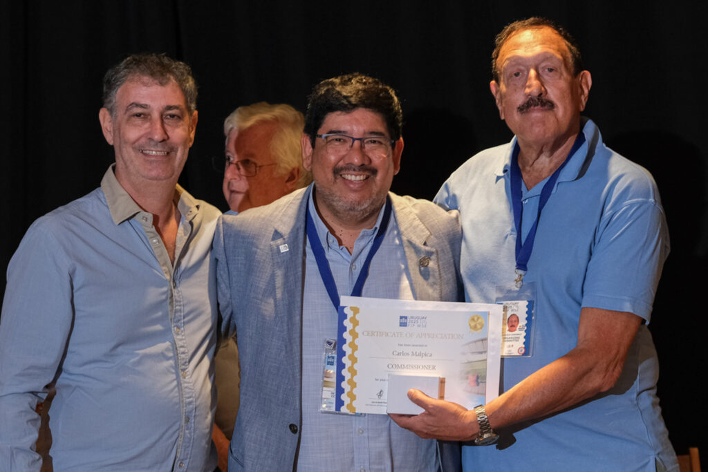 UY25 CV Comisionados y Jurado_050