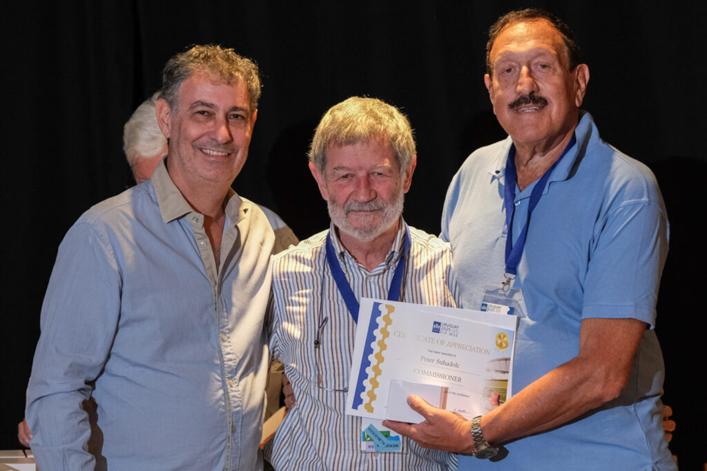 UY25 CV Comisionados y Jurado_054