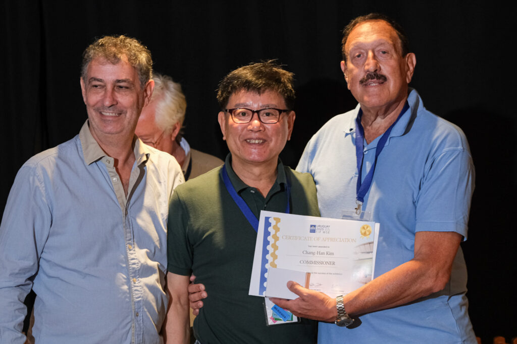 UY25 CV Comisionados y Jurado_055