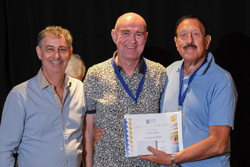 UY25 CV Comisionados y Jurado_056