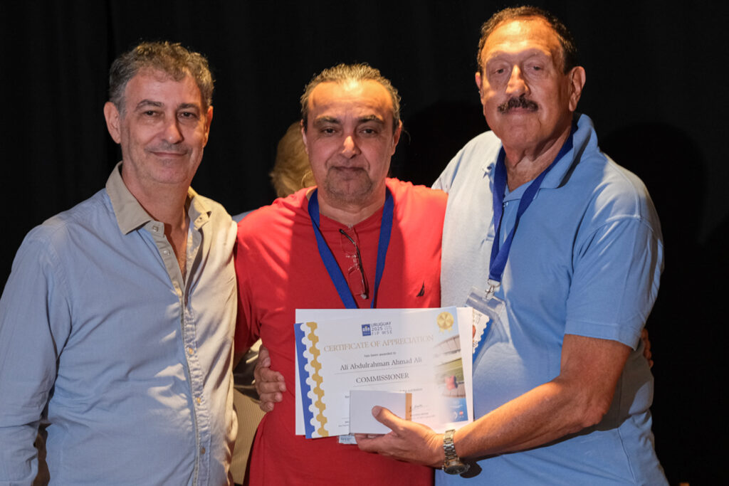 UY25 CV Comisionados y Jurado_061