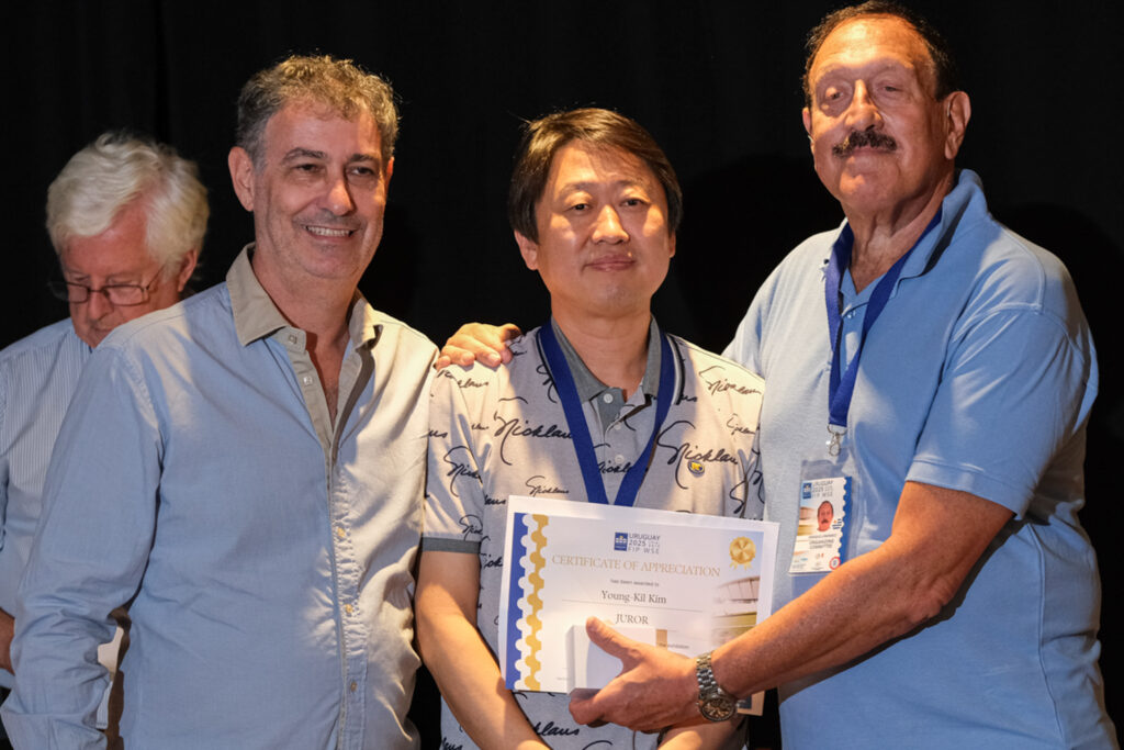 UY25 CV Comisionados y Jurado_096