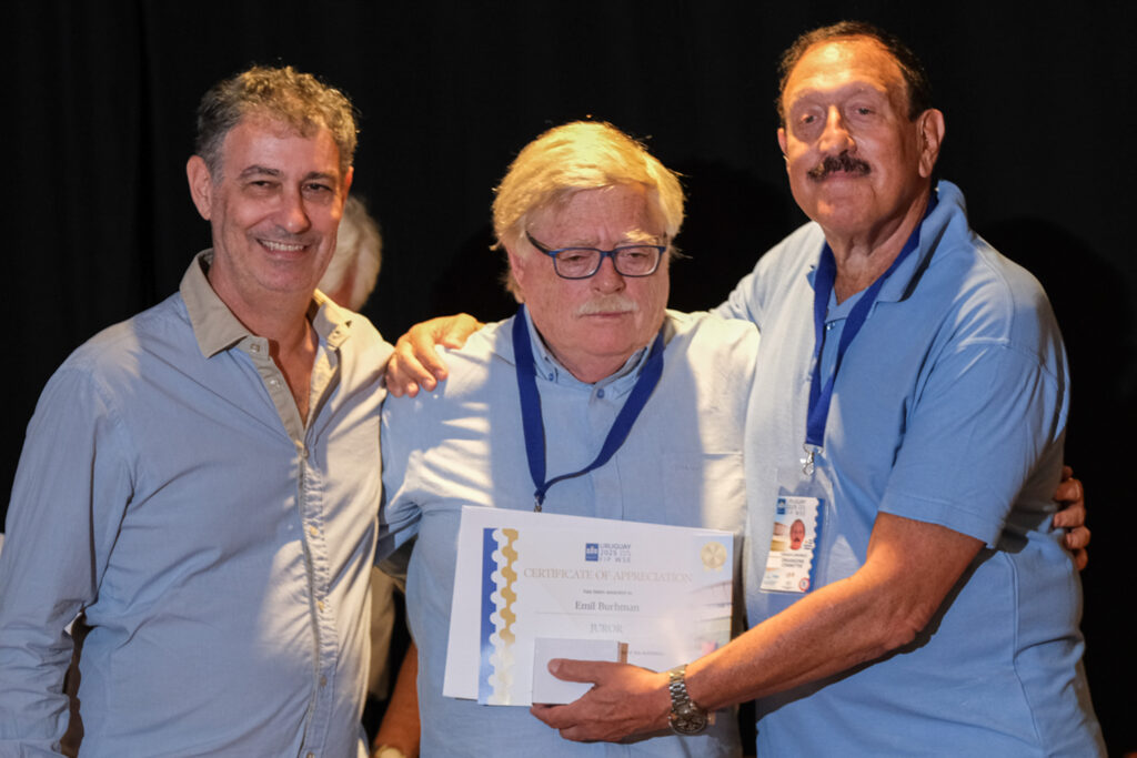 UY25 CV Comisionados y Jurado_102