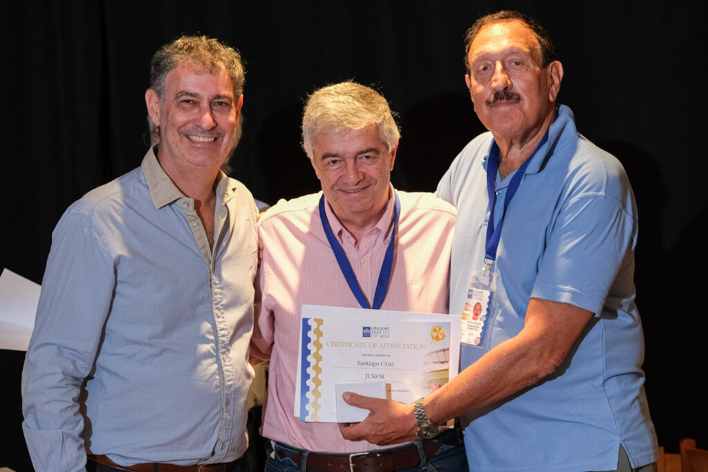 UY25 CV Comisionados y Jurado_103