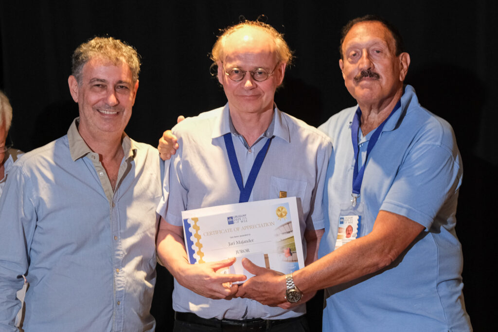 UY25 CV Comisionados y Jurado_104