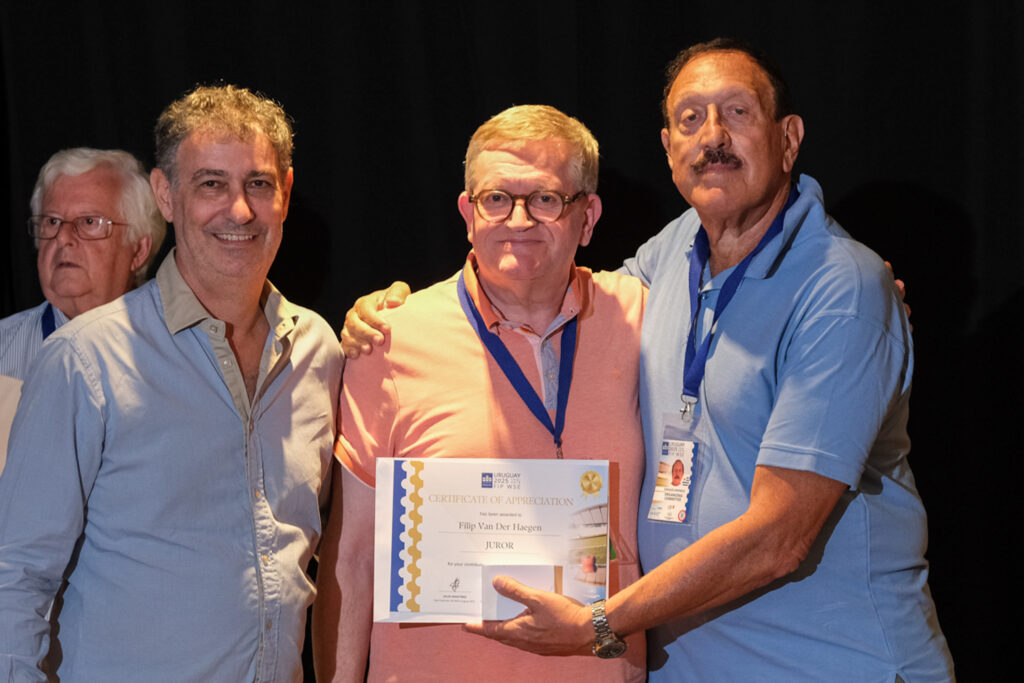 UY25 CV Comisionados y Jurado_107