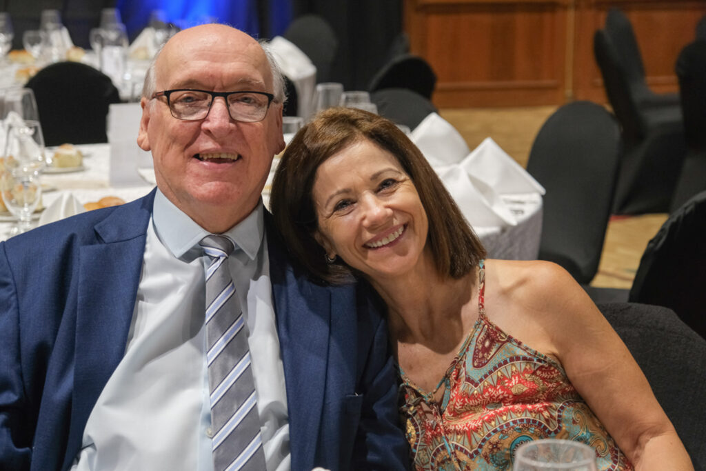 UY25 CV Palmarés _002