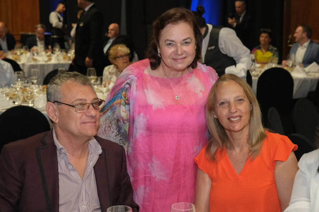 UY25 CV Palmarés _023