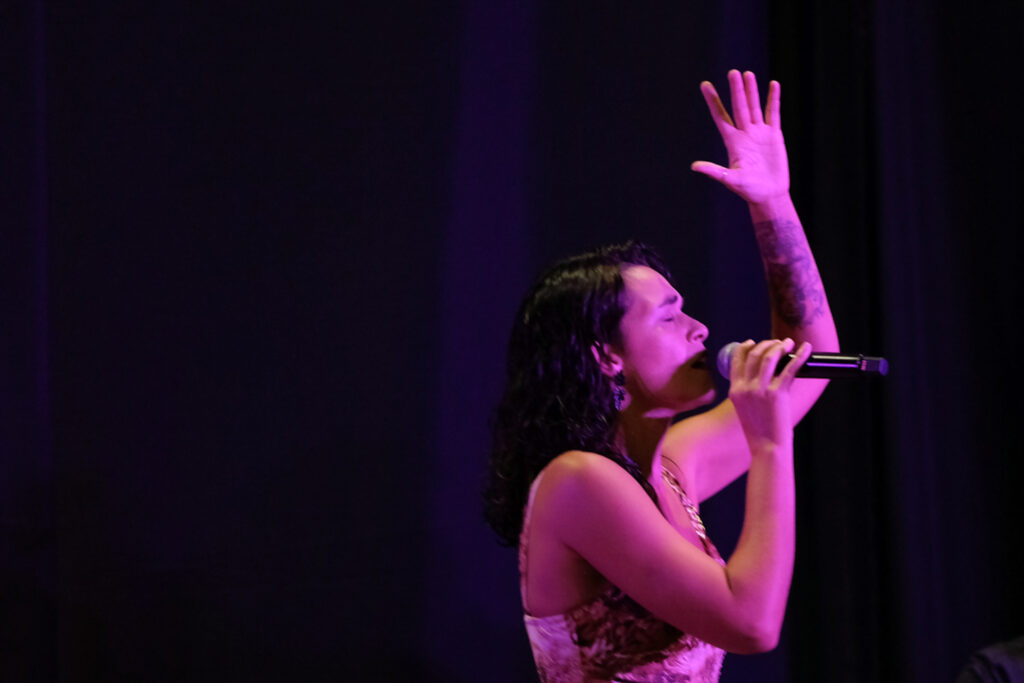 UY25 CV Palmarés _053