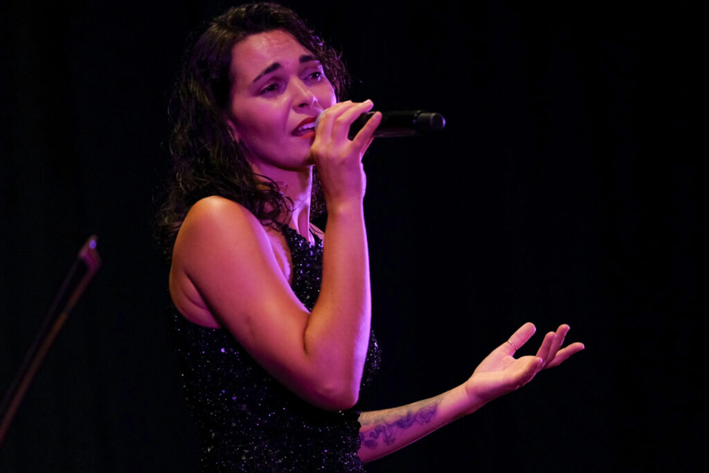 UY25 CV Palmarés _058