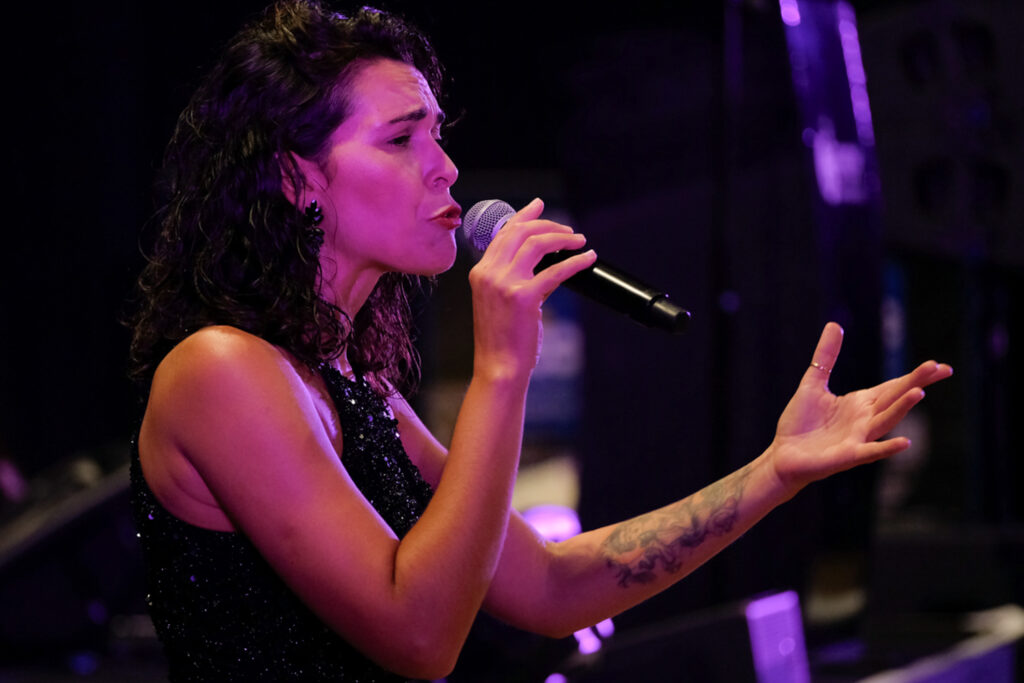 UY25 CV Palmarés _063