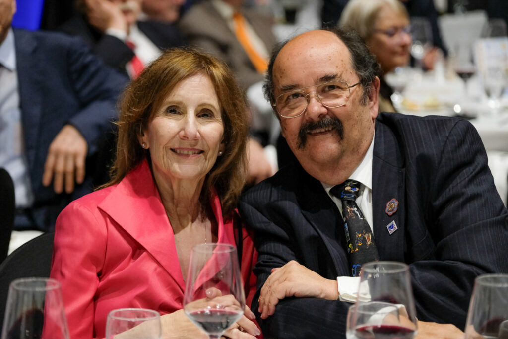 UY25 CV Palmarés _069