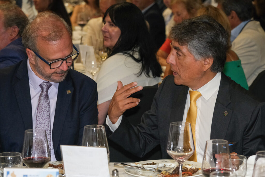 UY25 CV Palmarés _089