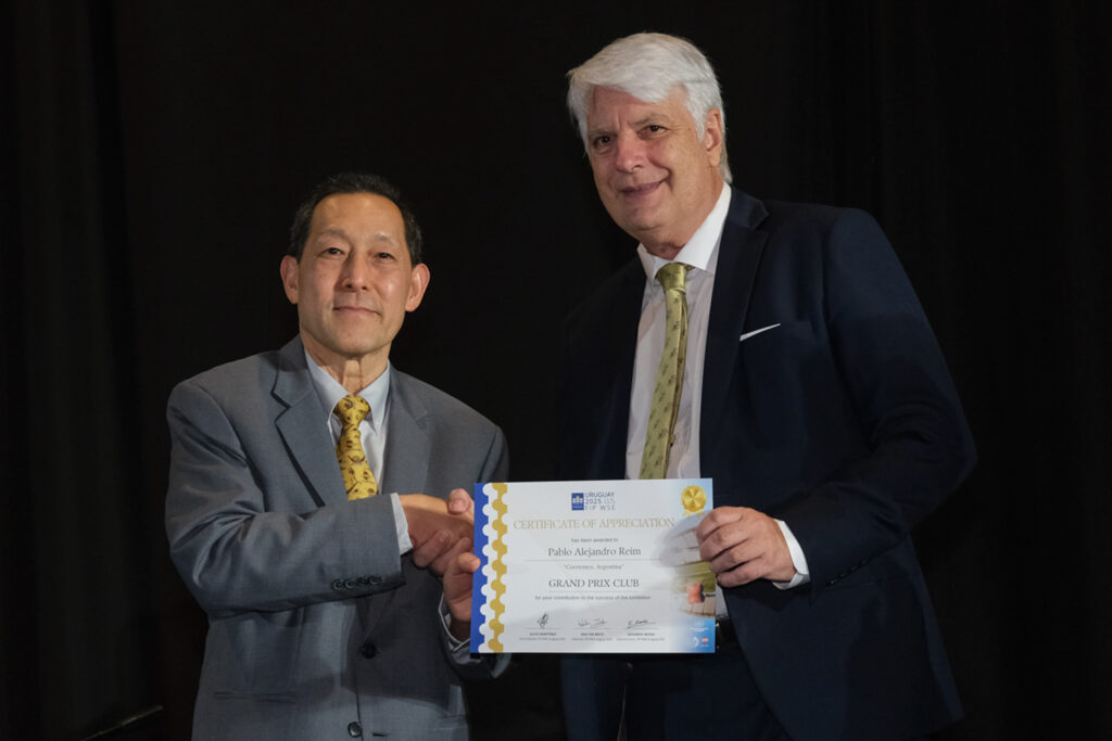 UY25 CV Palmarés _098