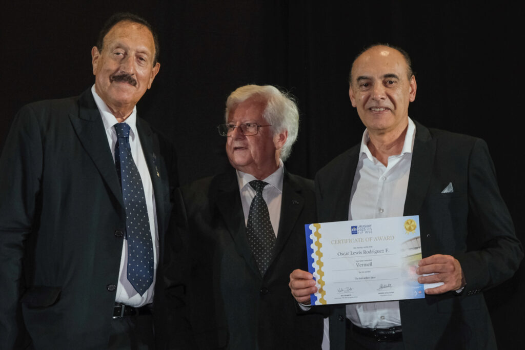 UY25 CV Palmarés _104