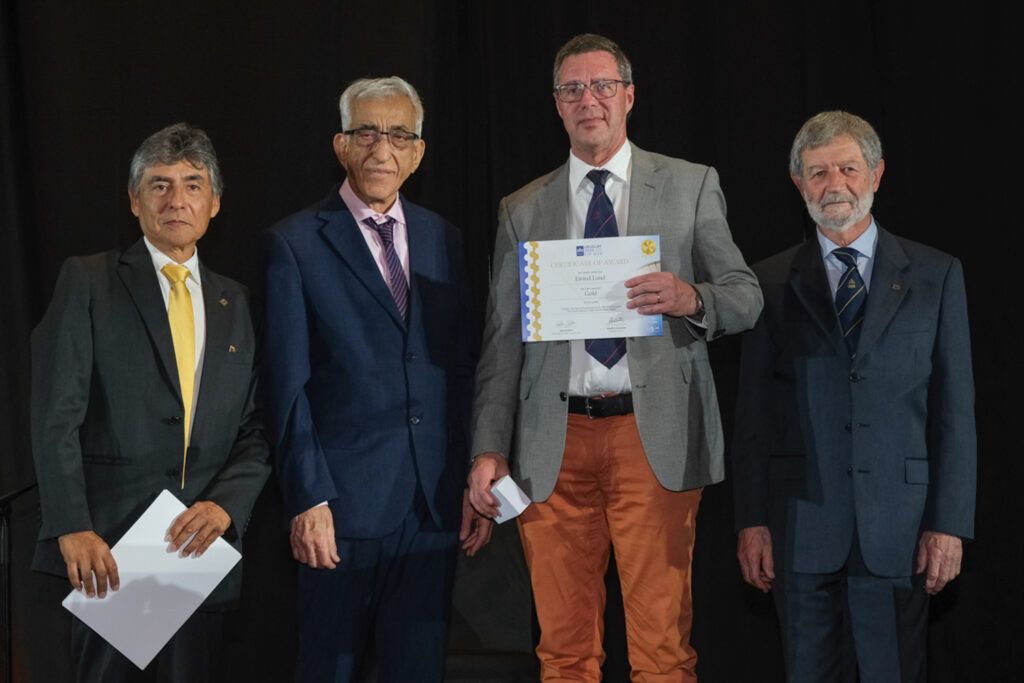 UY25 CV Palmarés _128