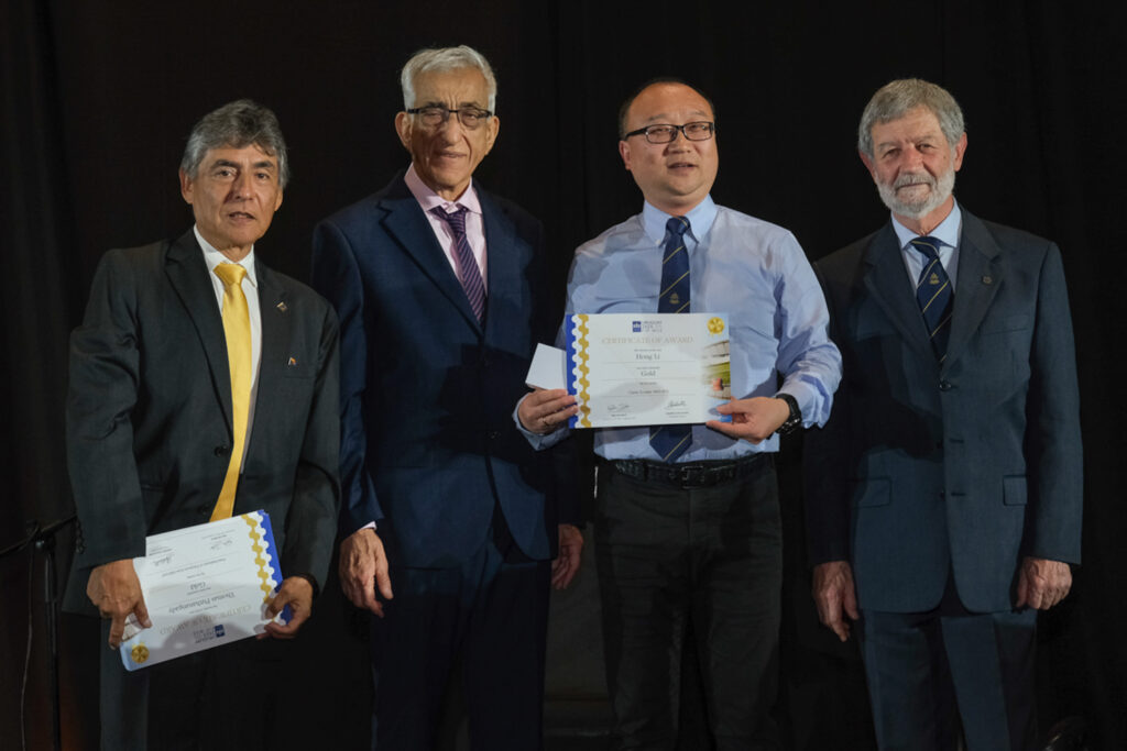 UY25 CV Palmarés _129