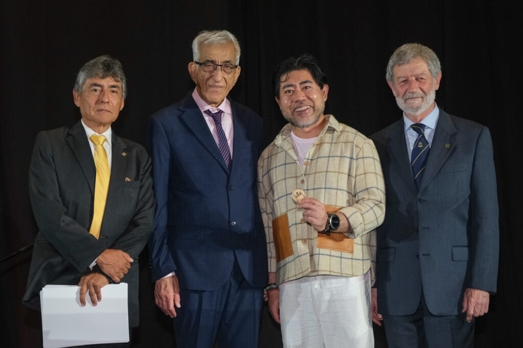 UY25 CV Palmarés _134