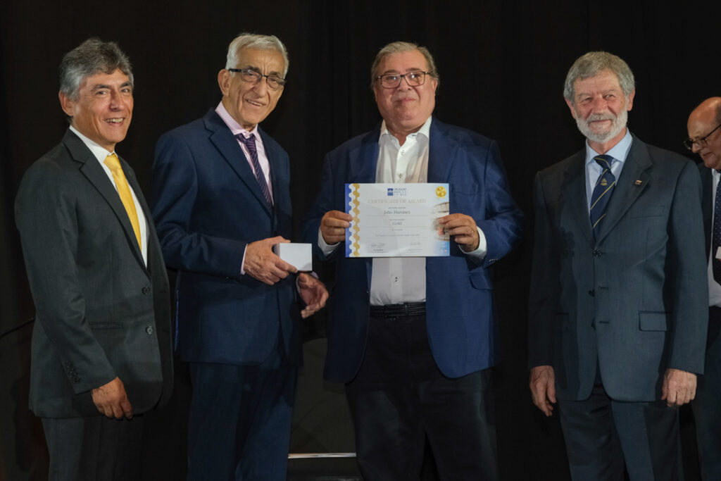 UY25 CV Palmarés _138