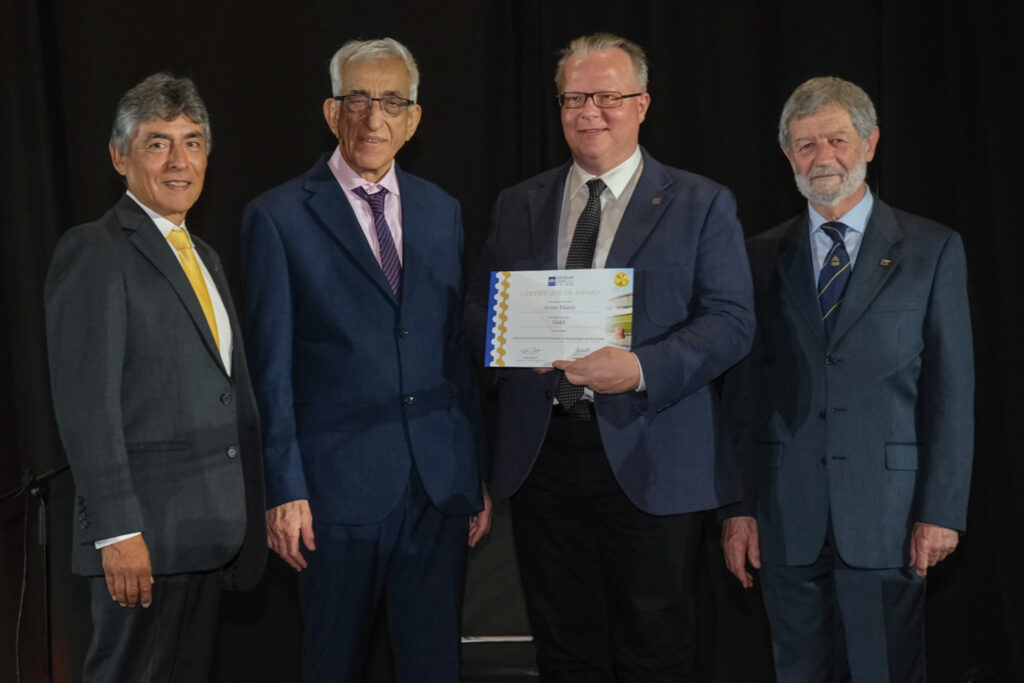 UY25 CV Palmarés _143