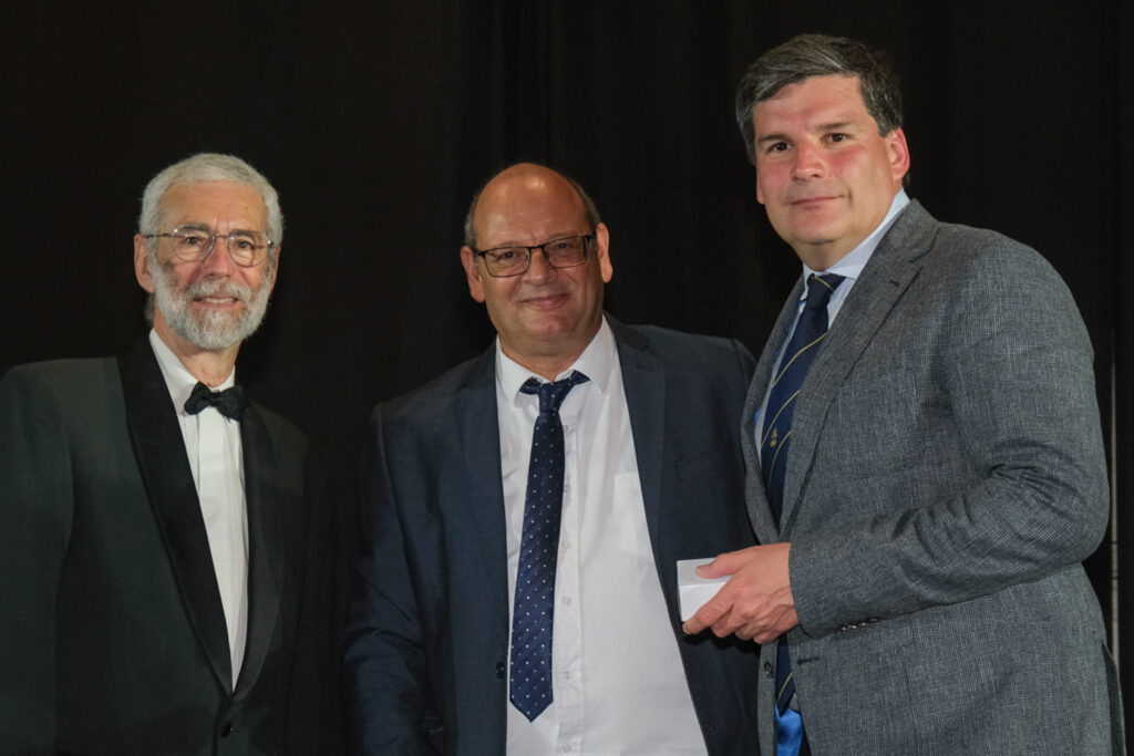 UY25 CV Palmarés _150