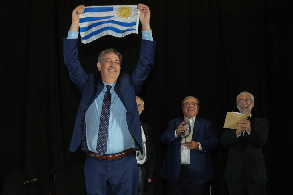 UY25 CV Palmarés _176