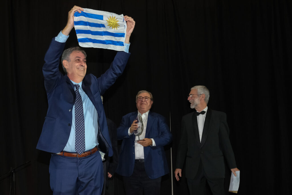 UY25 CV Palmarés _177