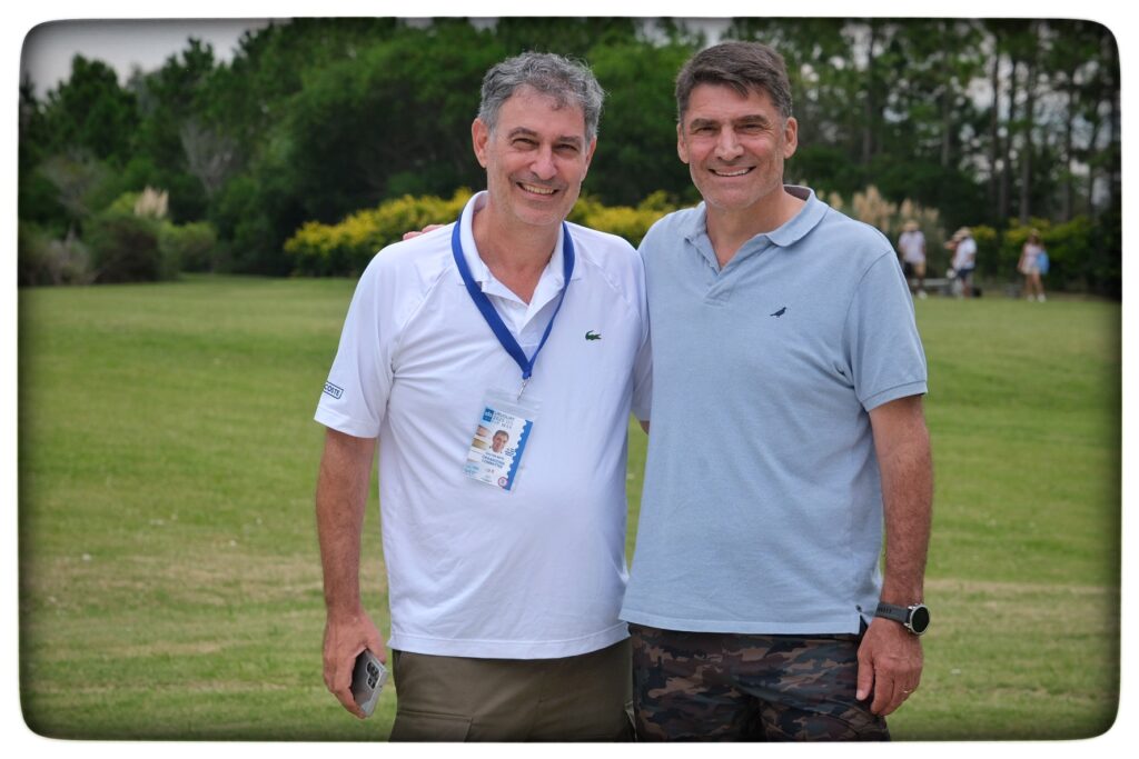 UY25 CV Vuelo Conmemorativo _003