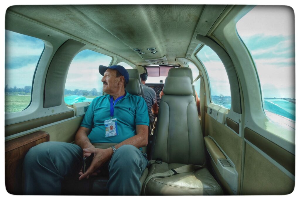 UY25 CV Vuelo Conmemorativo _011