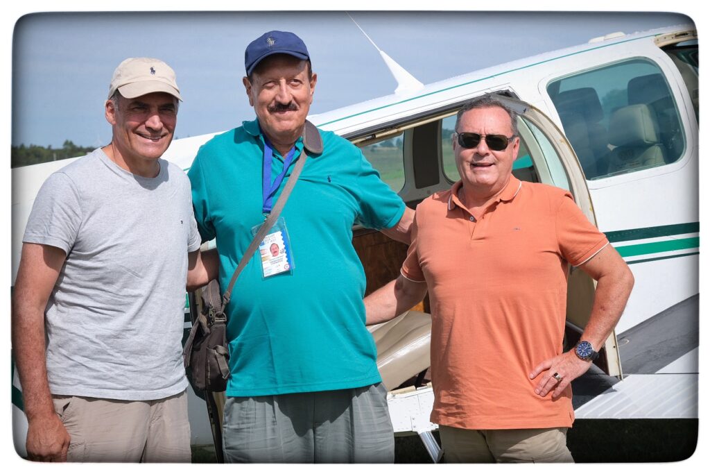 UY25 CV Vuelo Conmemorativo _015