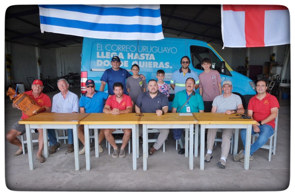 UY25 CV Vuelo Conmemorativo _022