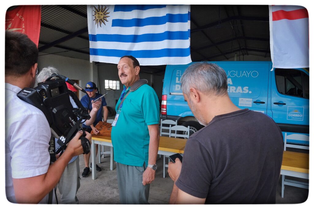 UY25 CV Vuelo Conmemorativo _023