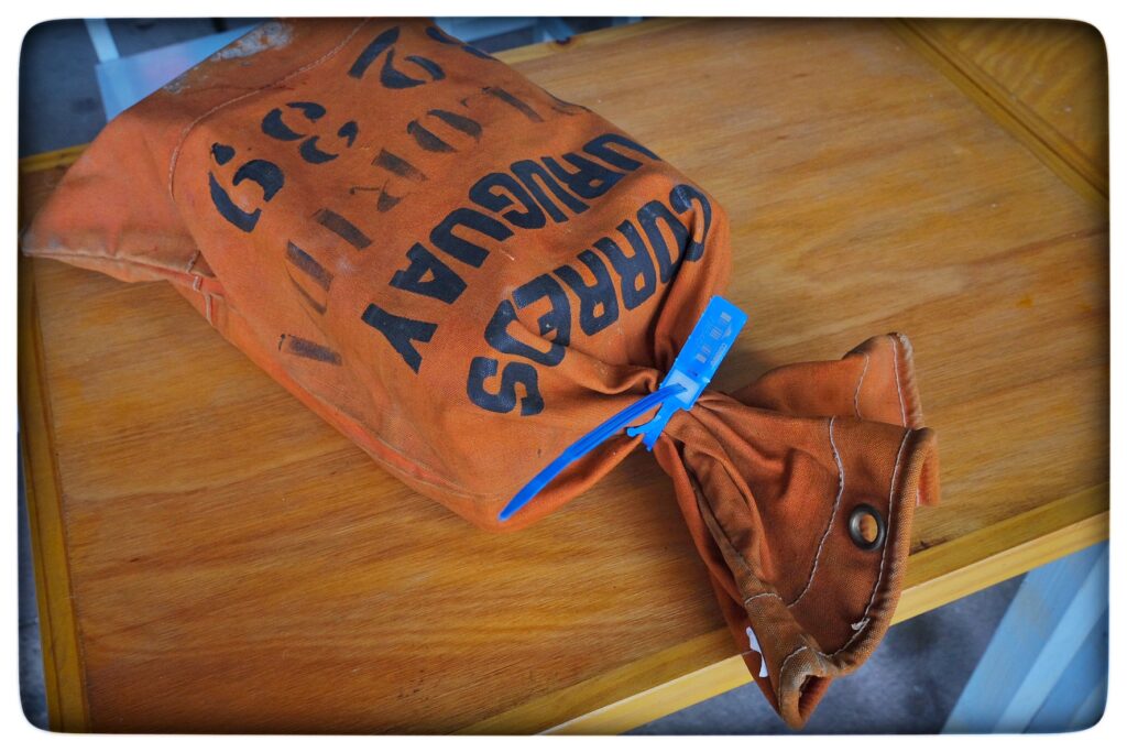 UY25 CV Vuelo Conmemorativo _024