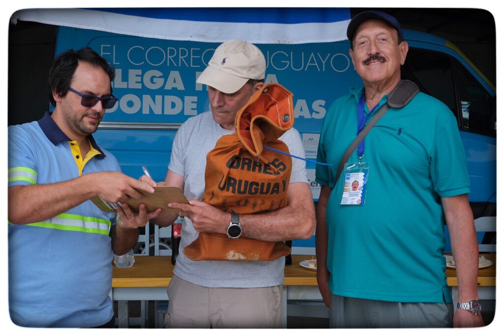 UY25 CV Vuelo Conmemorativo _038