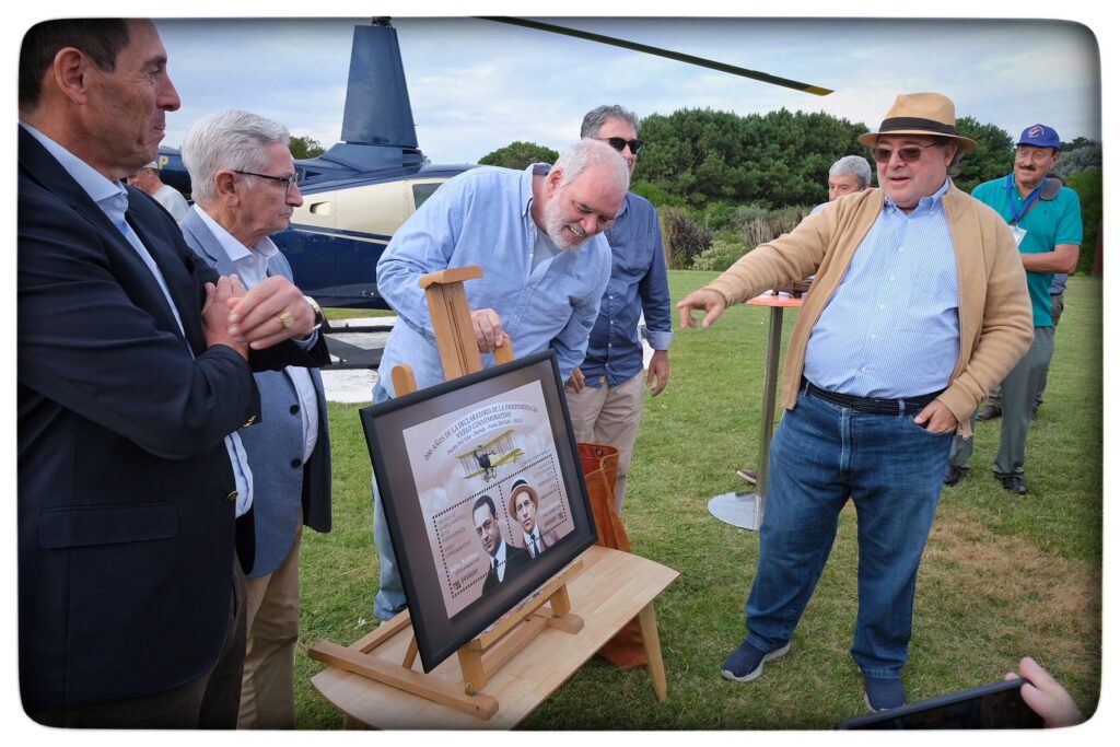 UY25 CV Vuelo Conmemorativo _077