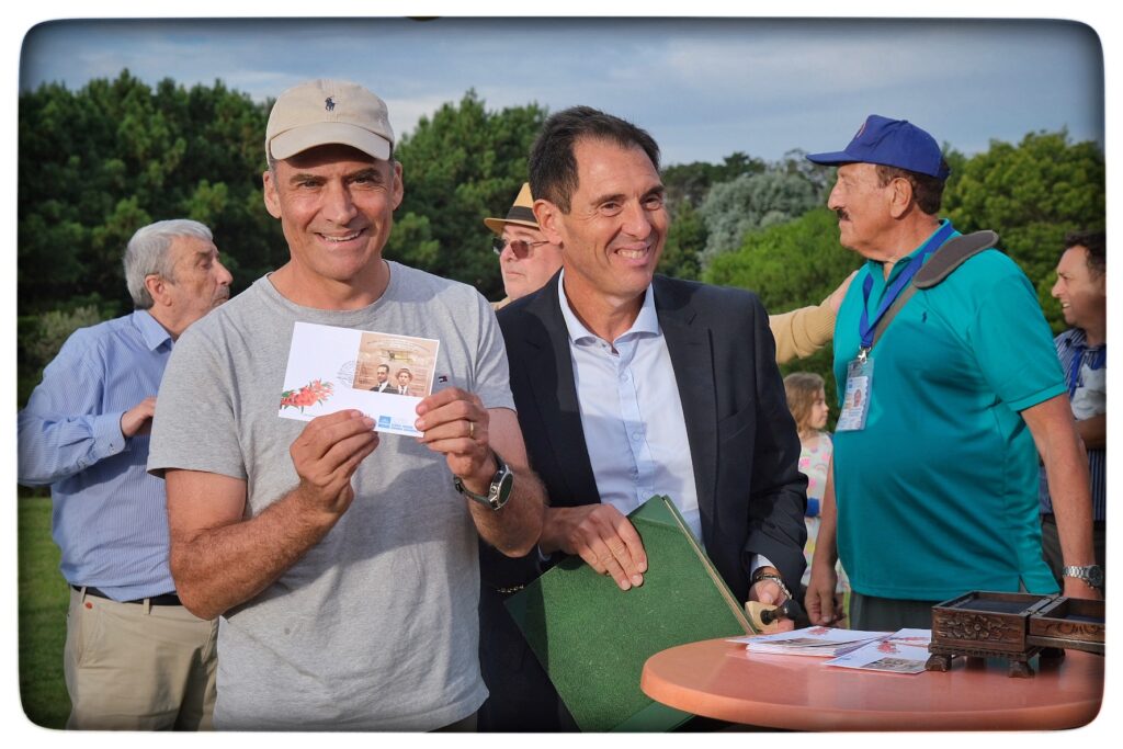 UY25 CV Vuelo Conmemorativo _101